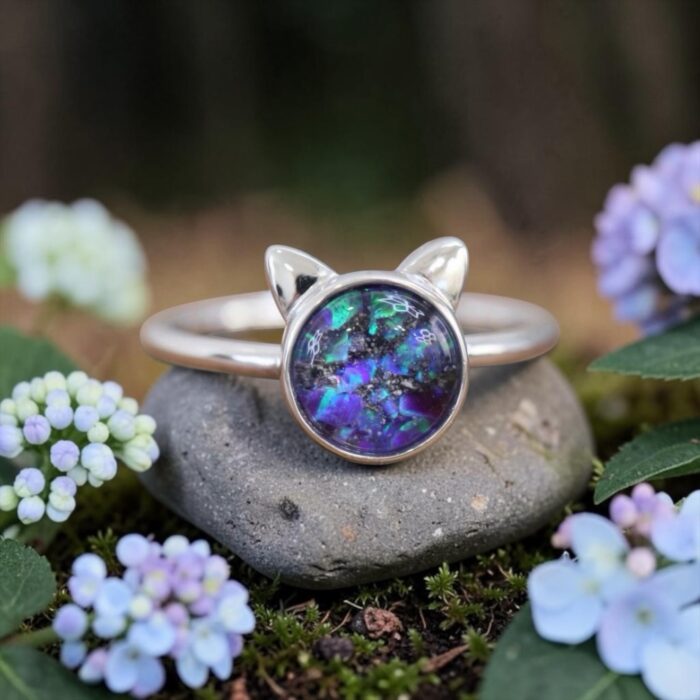 Glass “Kiki” Ring • Glass Cat Cremation Ring for Ashes
