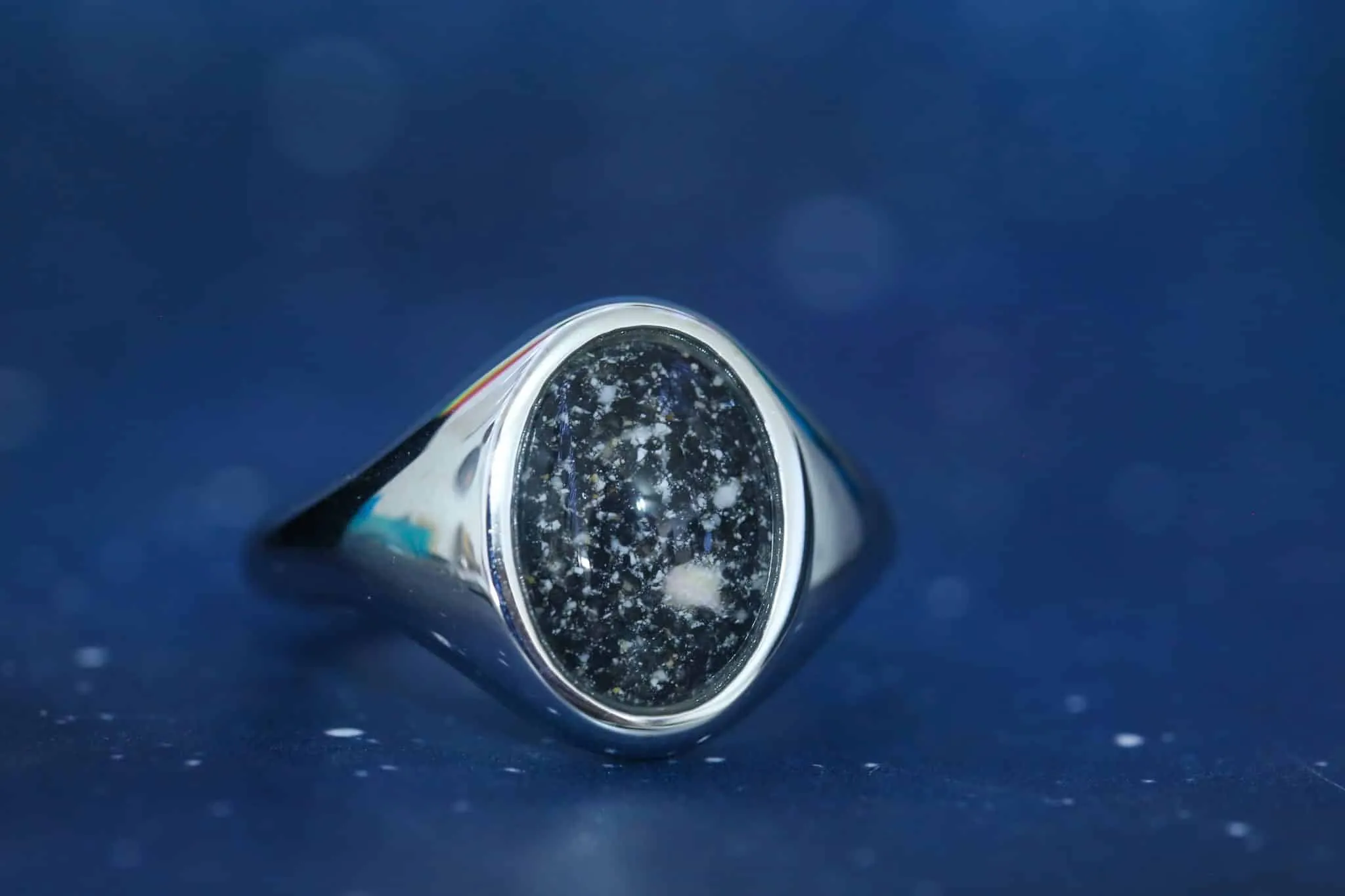 Glass “Silas” Ring • 10x14mm Oval Signet Band Glass Cremation Ring for Ashes