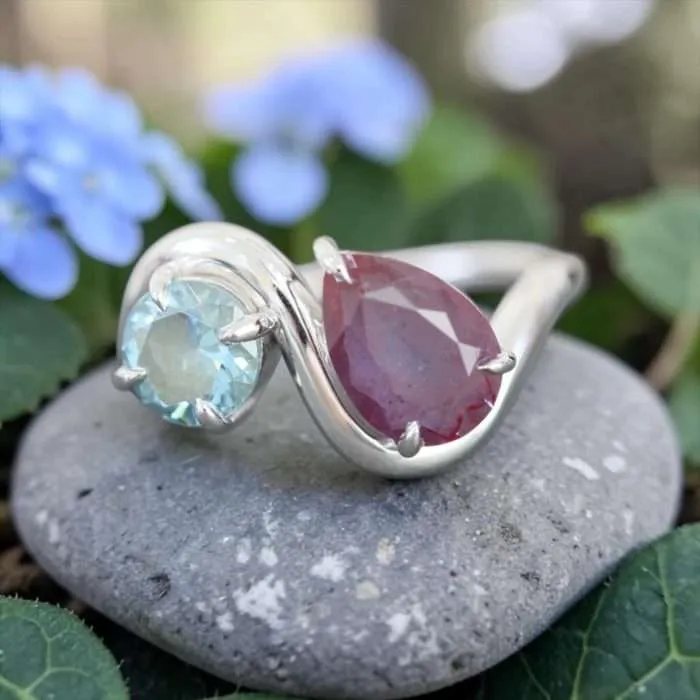 The βCelesteβ Ring β’ Toi et Moi Gemstone Cremation Ring for Ashes